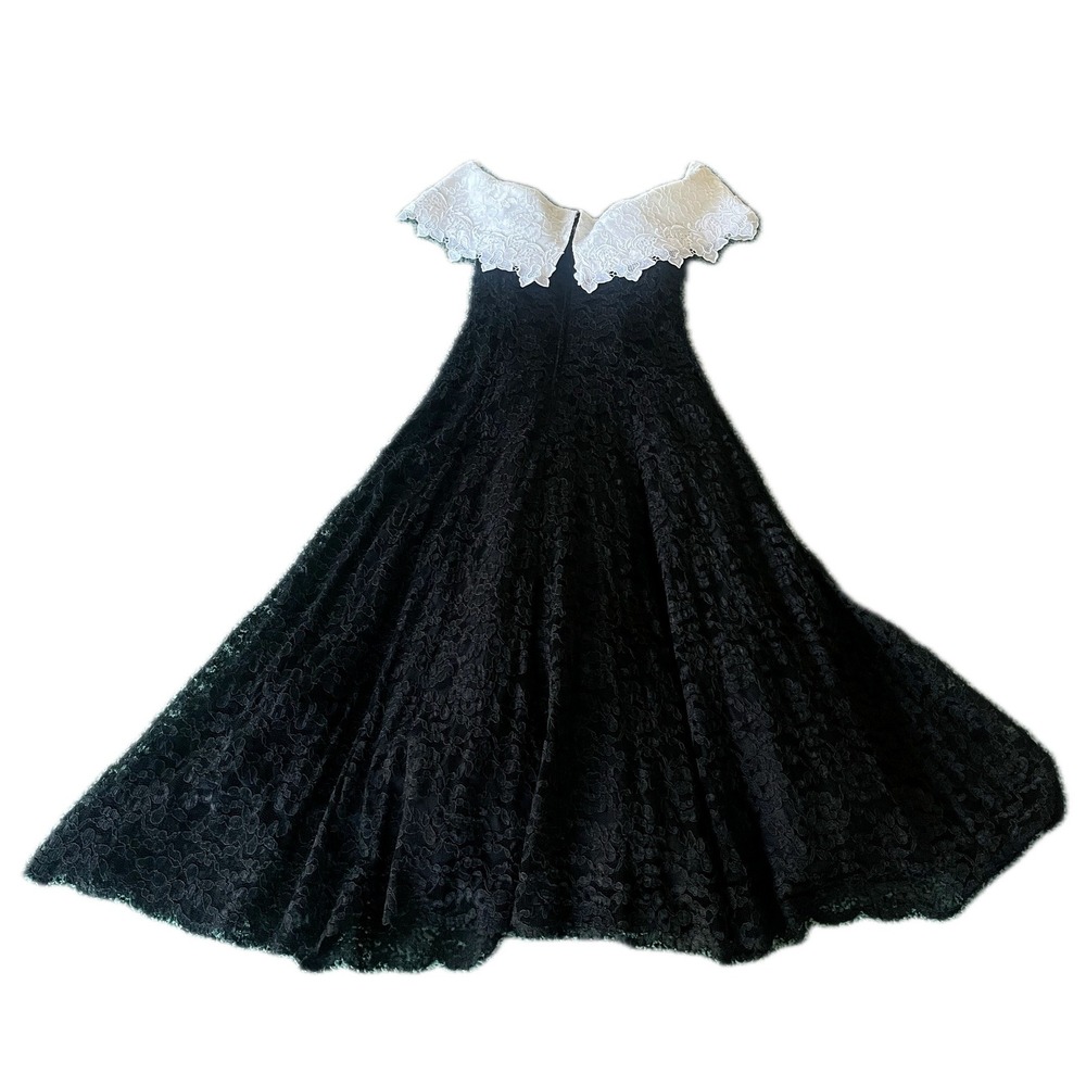 Vintage 90s Black Lace Off Shoulder Formal Gown Dress Sz M Timeless Chic Maxi - Picture 7 of 9